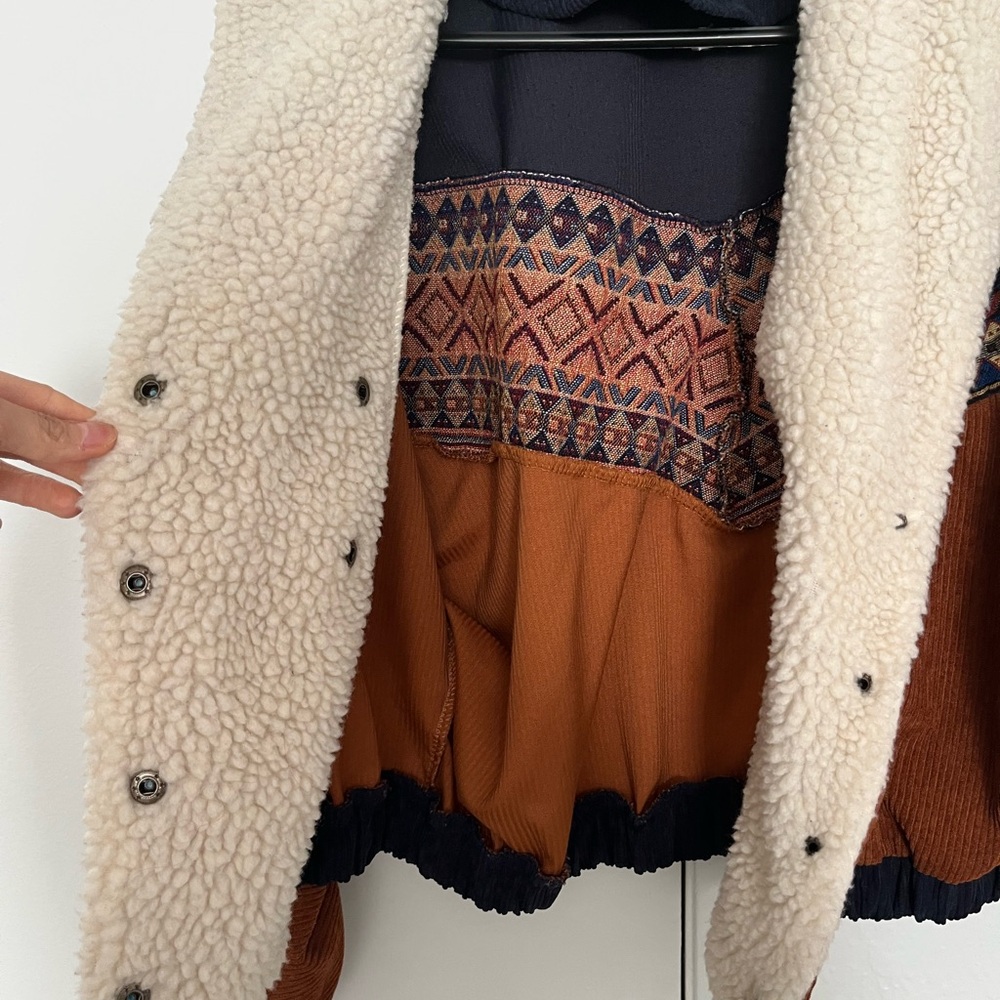 Aztec Jacket - image 3